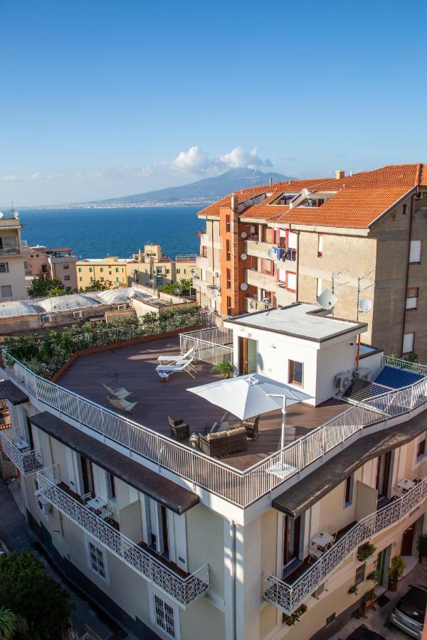 مبيت وإفطار فيكو إيكوينس Il Melograno Relais المظهر الخارجي الصورة